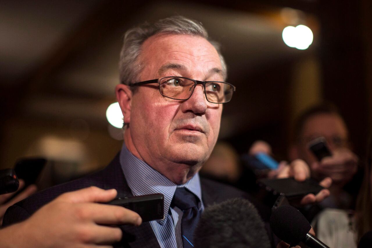 Une accusation en lien avec les mesures sanitaires portée contre l’ancien député ontarien Randy Hillier est abandonnée à Barrie