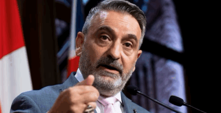 L’honorable Paul Calandra, ministre de l’Éducation de l’Ontario (Photo gracieusement fournie par la CBC)