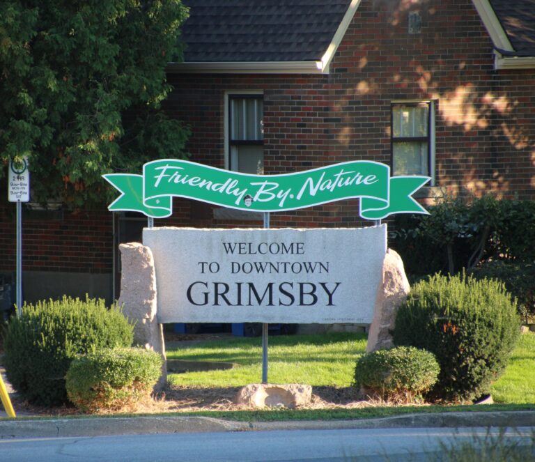 Panneau « Welcome to downtown Grimsby » (Courtoisie : Wikipedia)