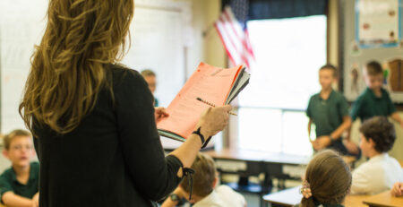 Enseignante (avec l’aimable autorisation de Crystal Madsen)