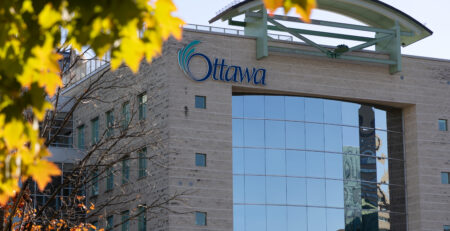 Hôtel de ville d’Ottawa (Courtoisie d’Iryna)