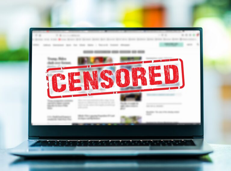 Censure (avec l'aimable autorisation de monticellllo)