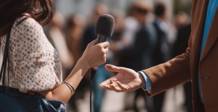 Journaliste (avec l’aimable autorisation d’Elena)